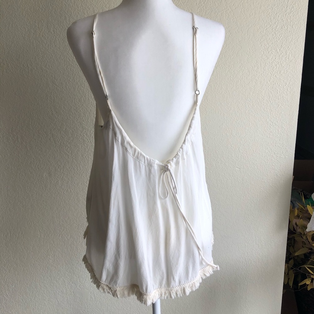 White singlet with lace and embroidery - Picture 2 of 4